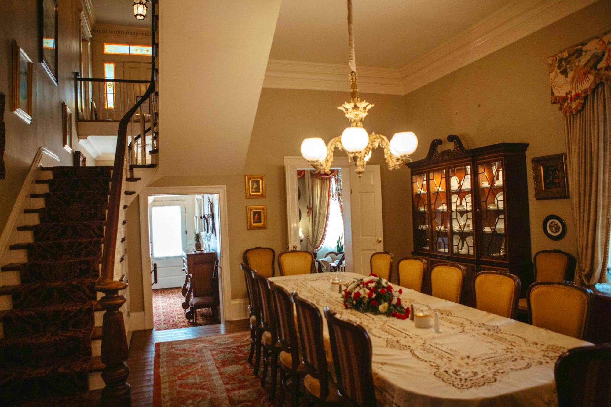 Anchuca Historic Mansion & Inn Віксбург Екстер'єр фото